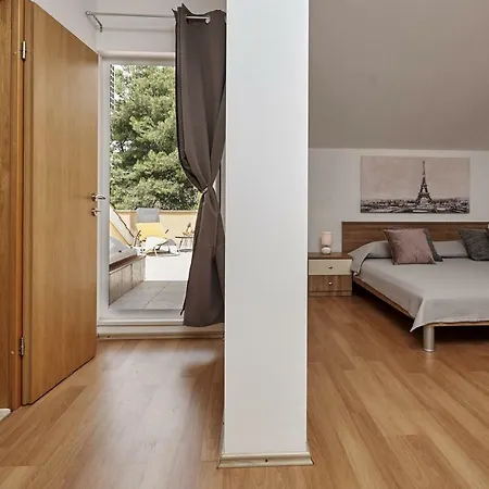 Buonocore Διαμέρισμα Τρογκίρ